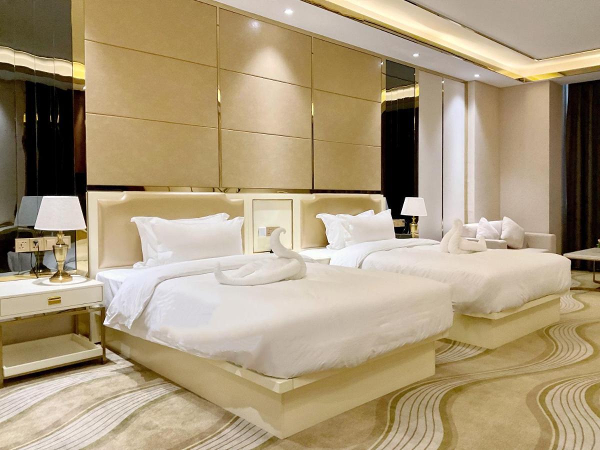 St Hotel Wattay Airport 万象 外观 照片