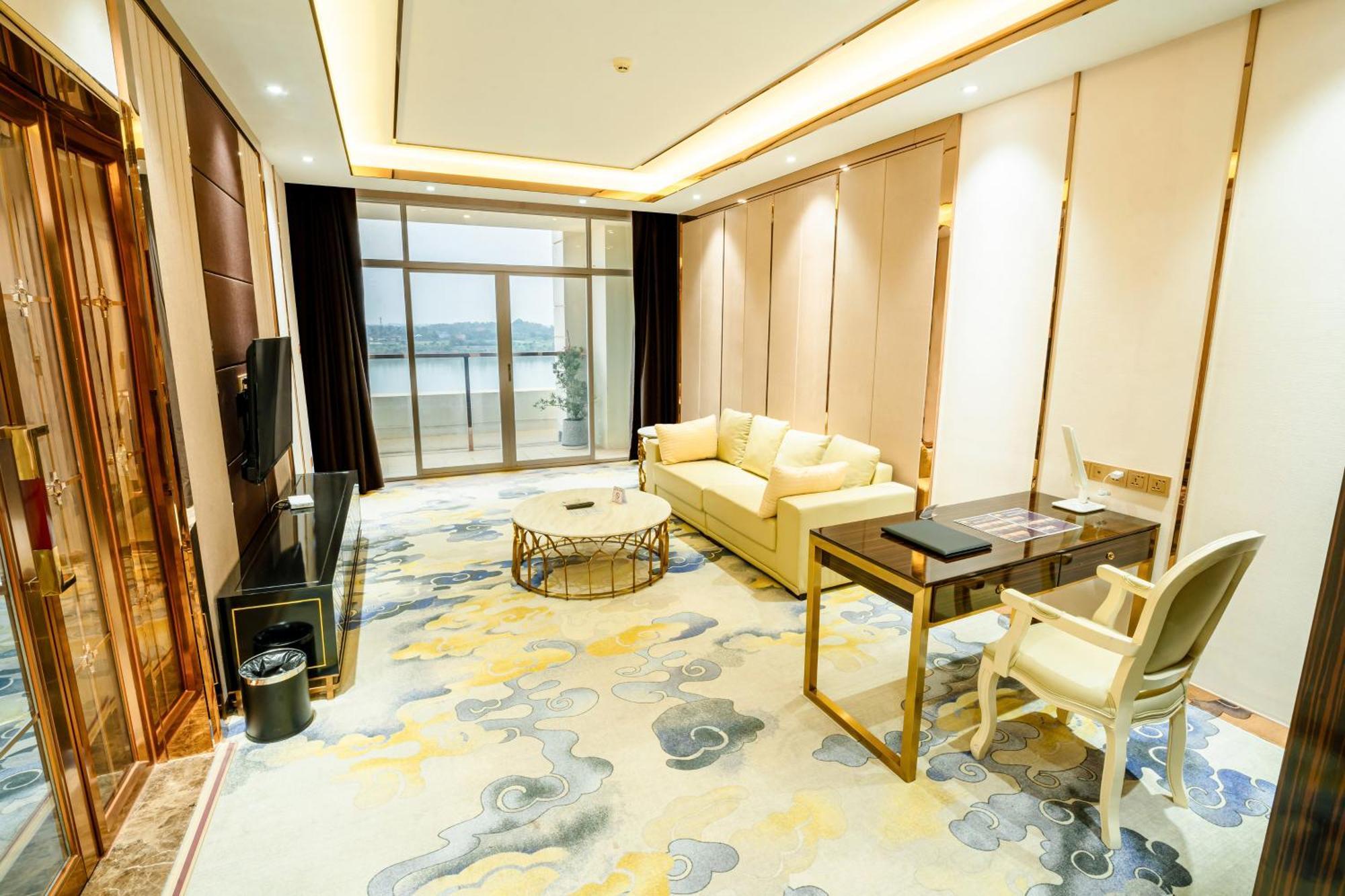 St Hotel Wattay Airport 万象 外观 照片